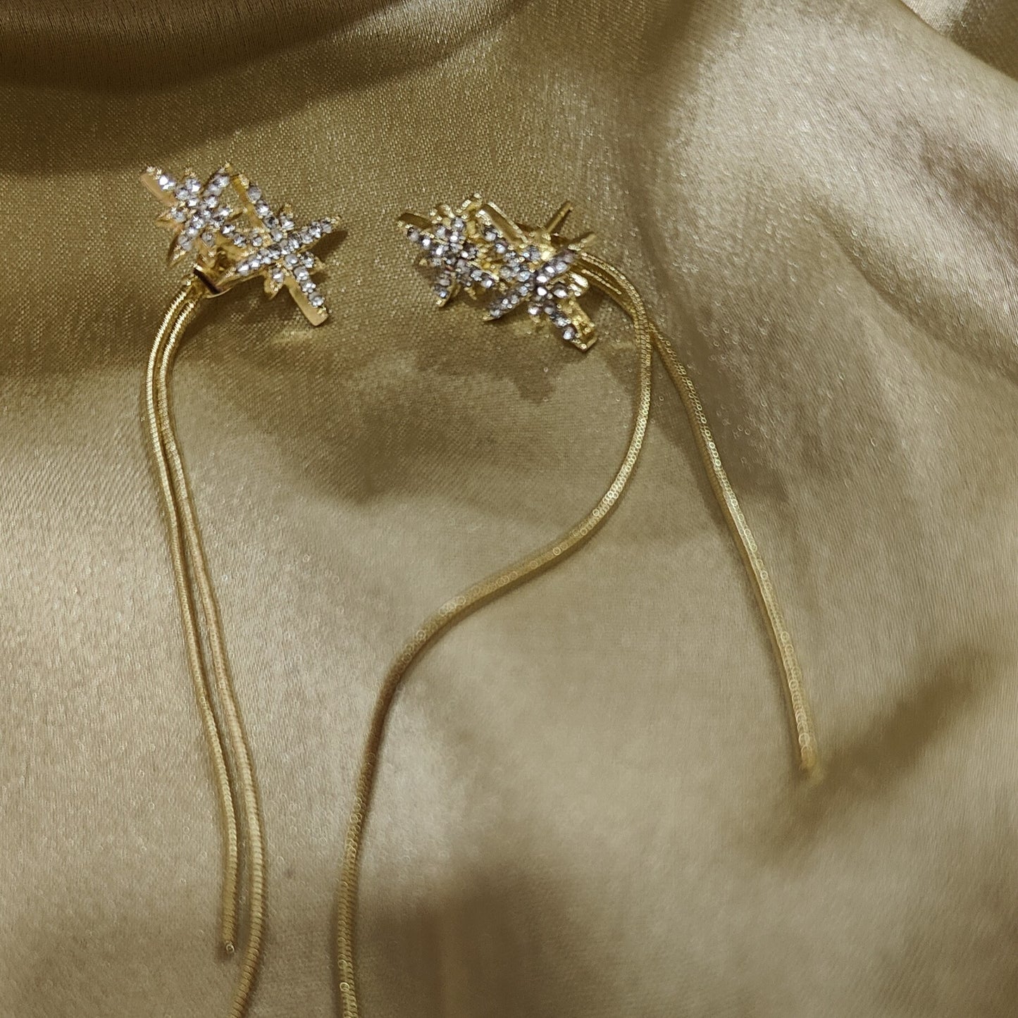 Star Straight Hanging Earrings