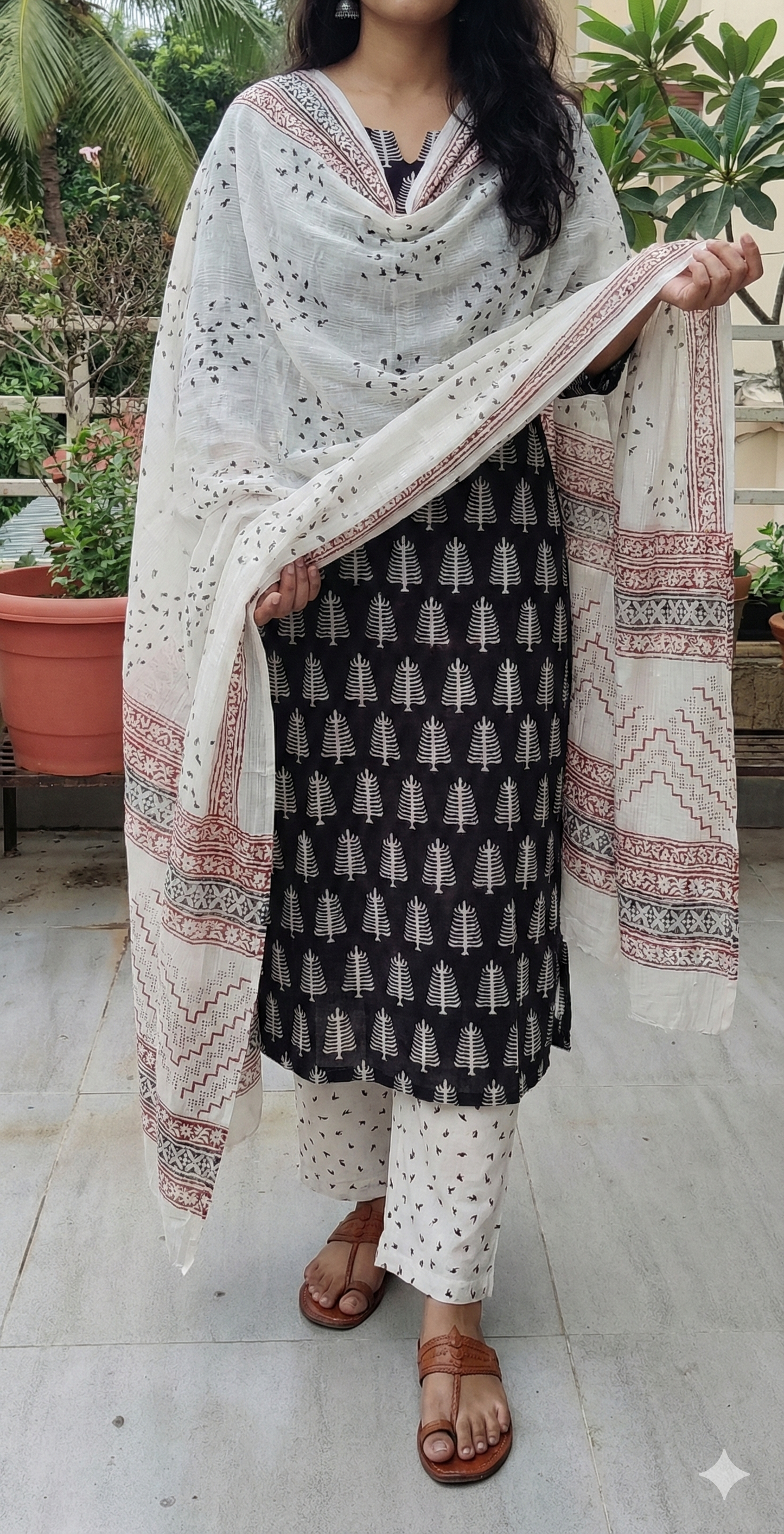 Bag Print Suit material with Chiffon Duppatta (Black with White Dupatta)