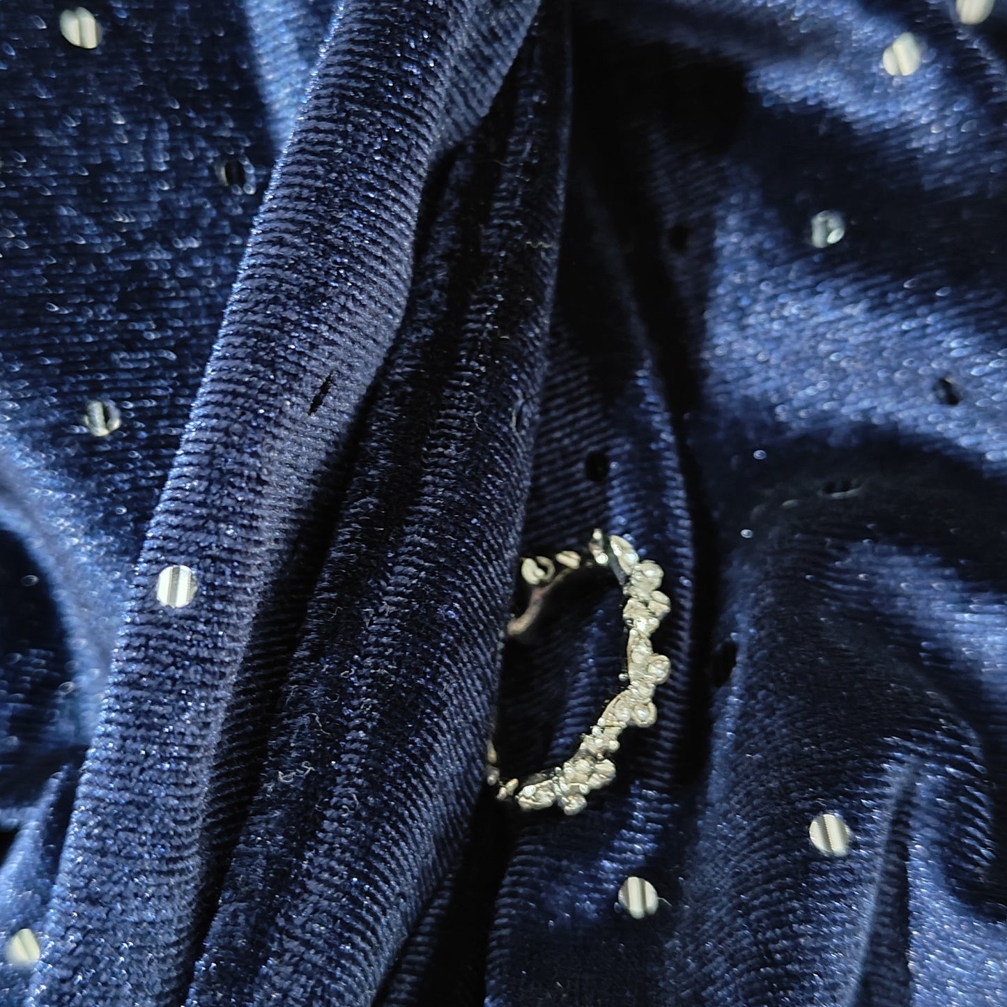 Butterfly adjustable rings