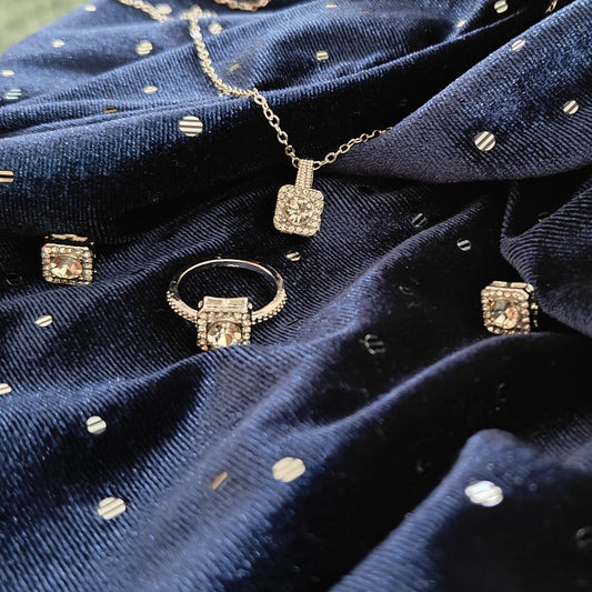 Sqaure Silver Crystal set