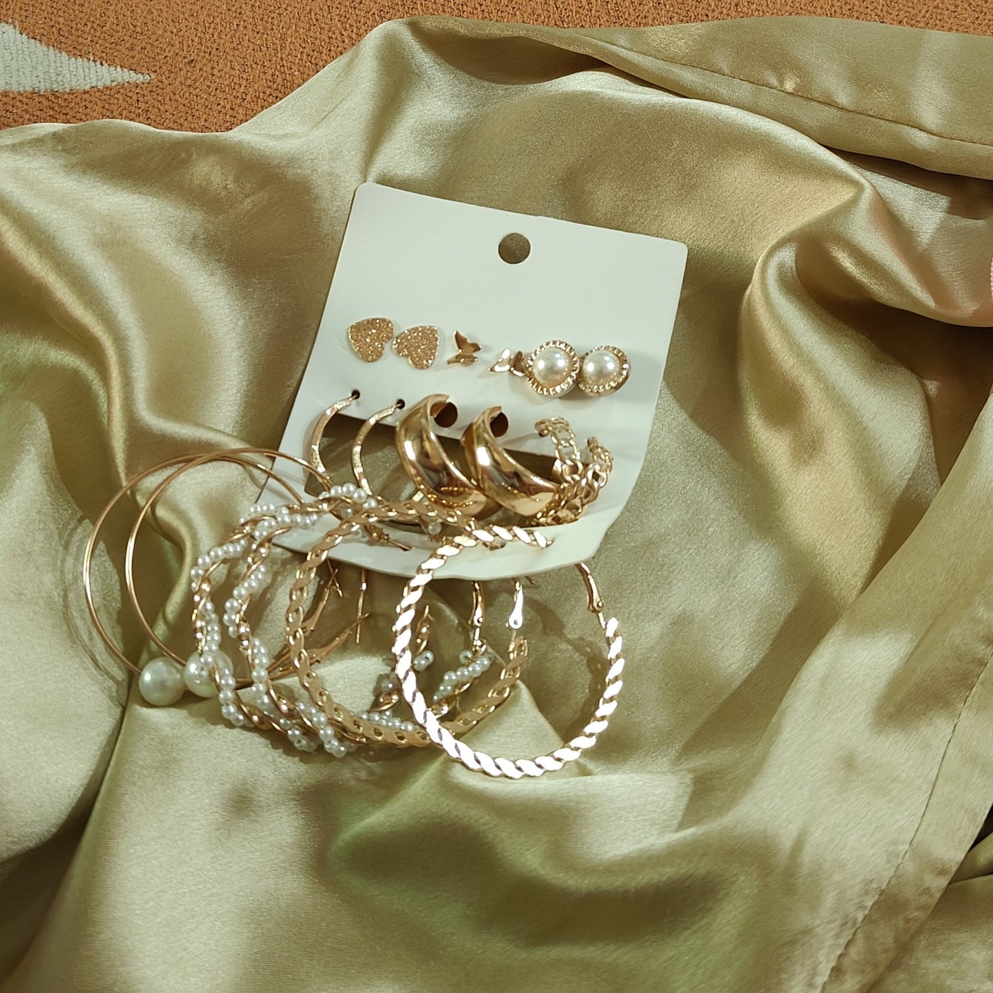 Set of 9 Golden Tending Korean Earrings