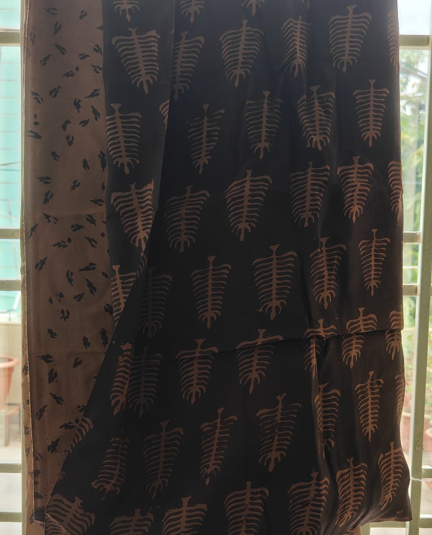 Bag Print suit material with Chiffon Duppatta