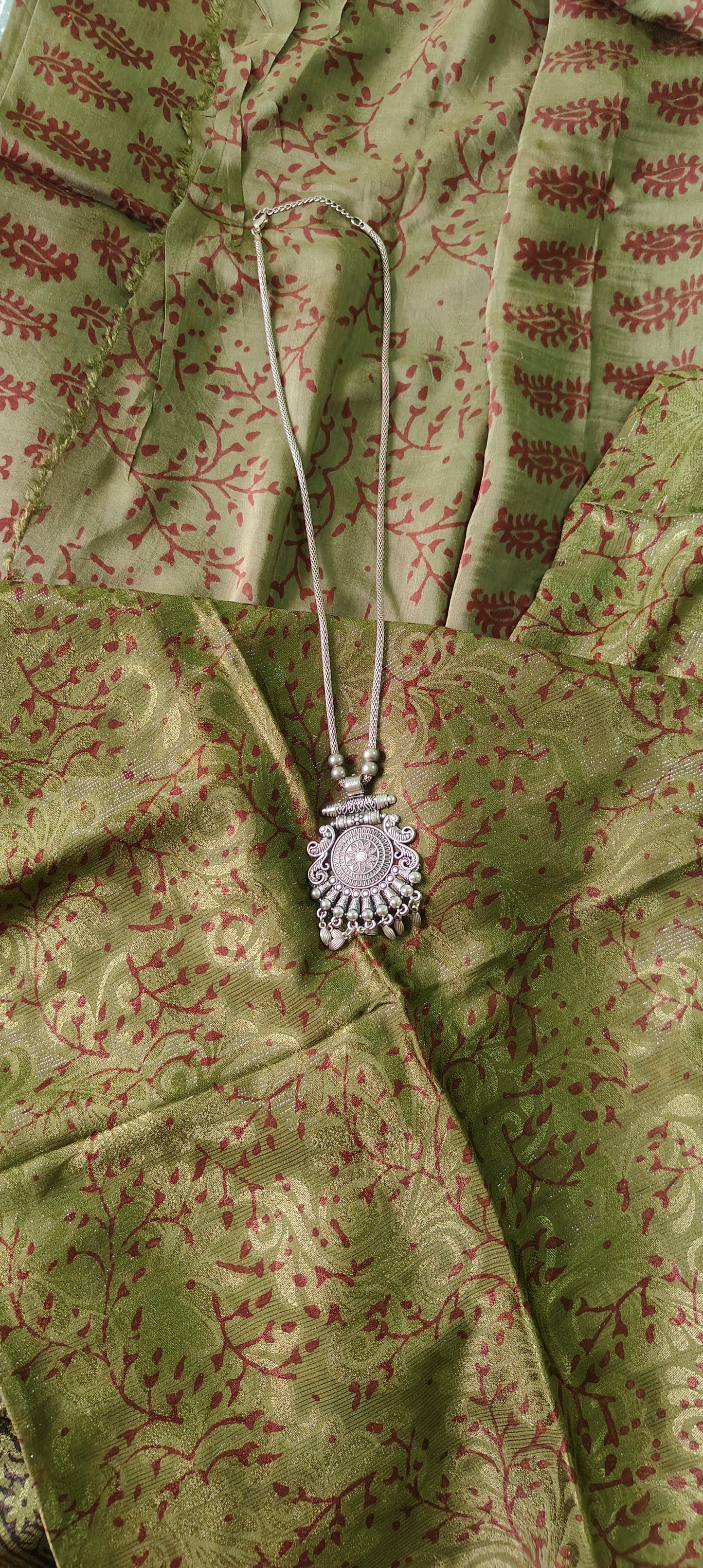 Bag Print Suit material with Chiffon Duppatta (Mehndi Green)