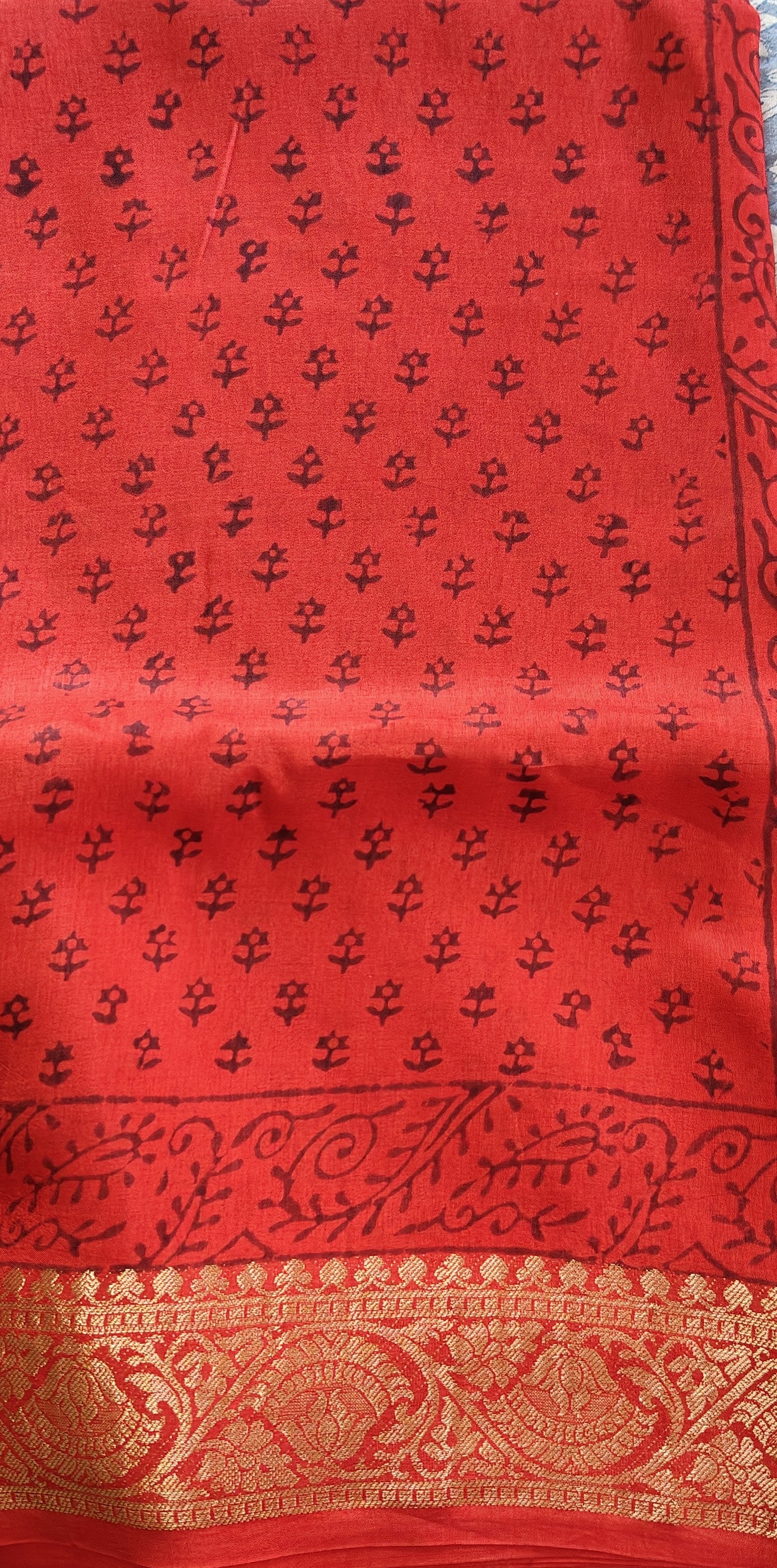 Bagh Print Dola Silk Saree (Scarlet)