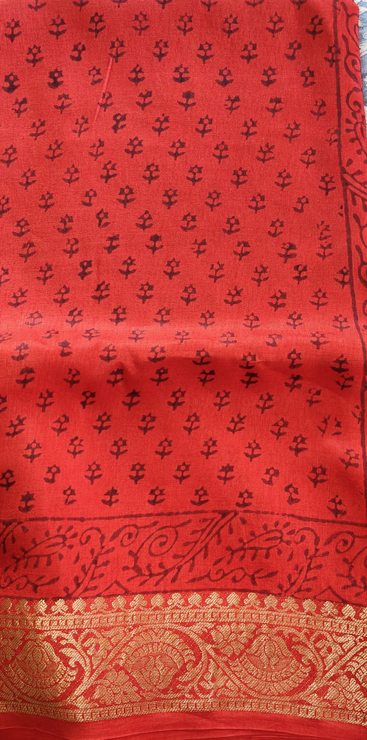 Bagh Print Dola Silk Saree (Scarlet)