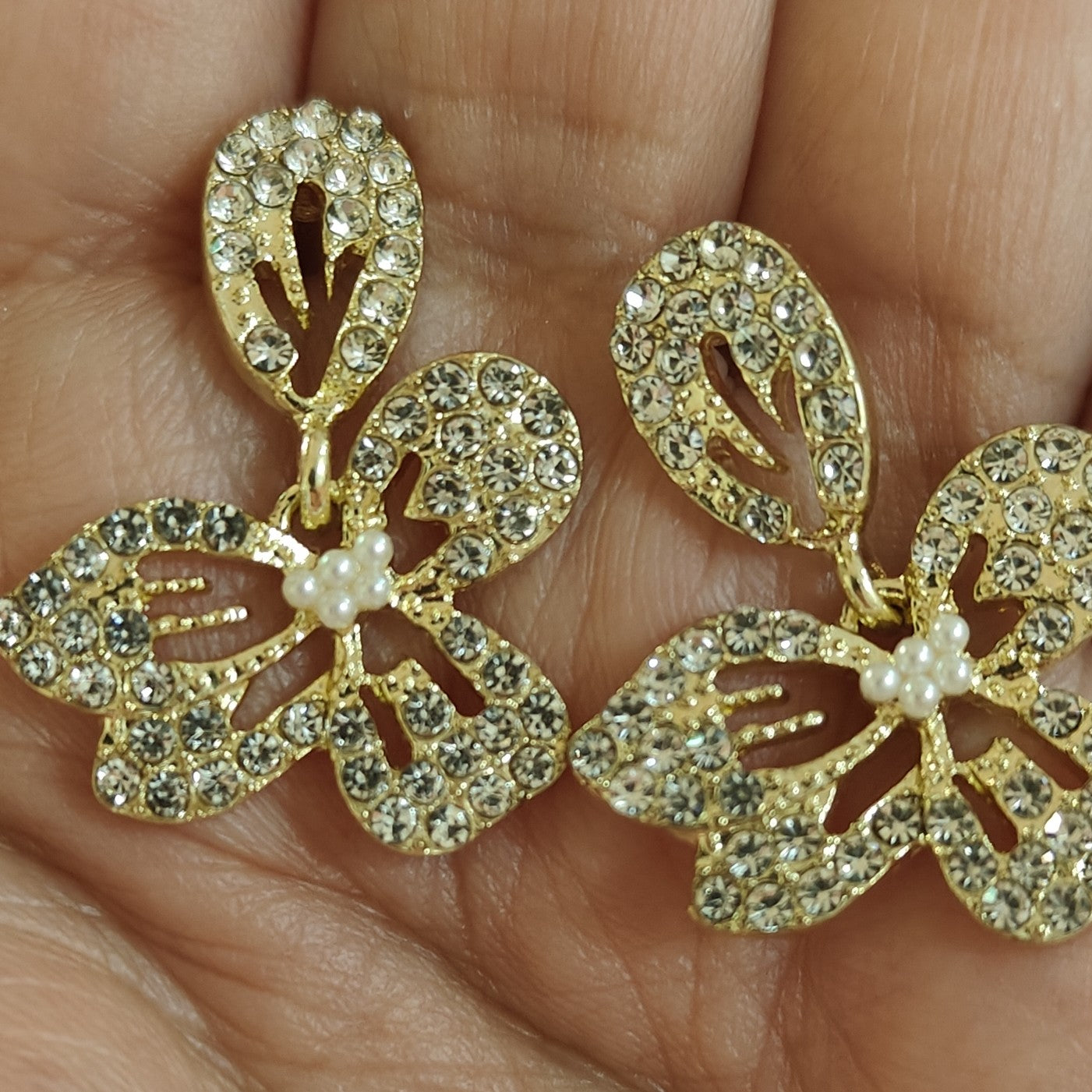 Long Flower Crystal Western Earrings