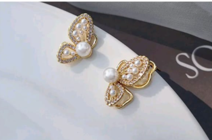 Butterfly Pearl Earrings