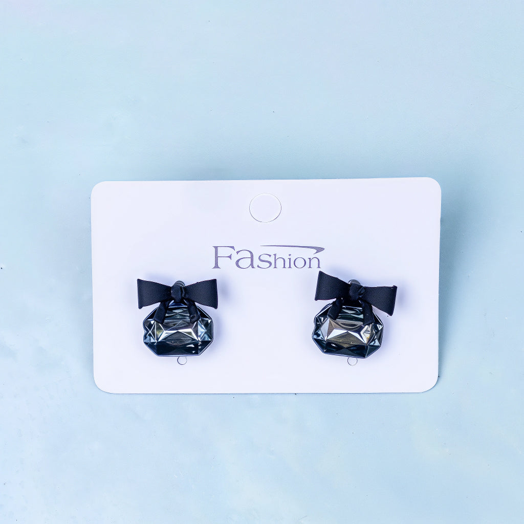 Black Crystal with Bow studs
