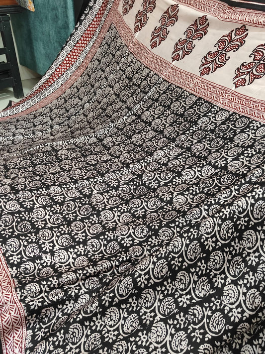 Modal Silk Saree(Black/White)
